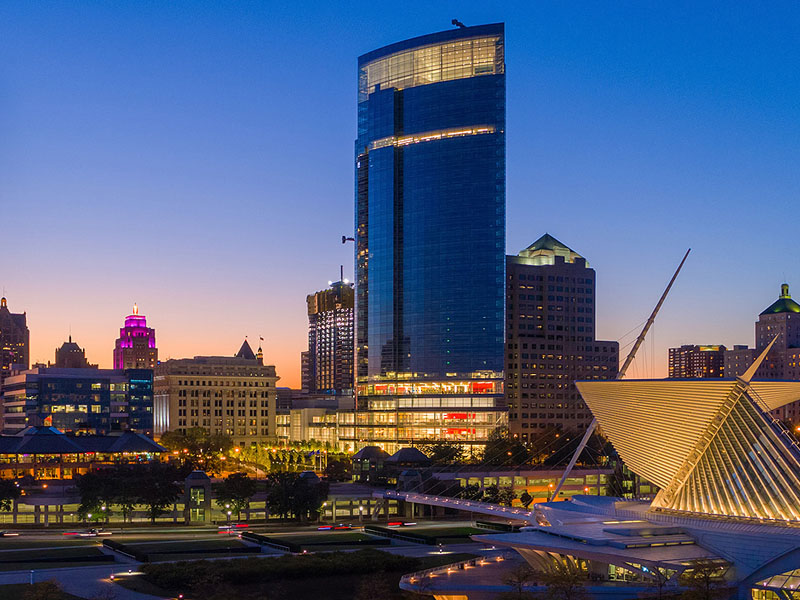 milwaukee skyline